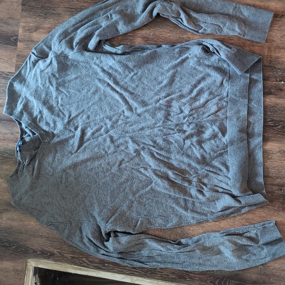 Gray men's medium Gap sweater